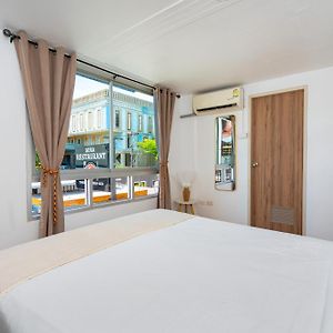 Chambre Standarde Lit Queen-Size